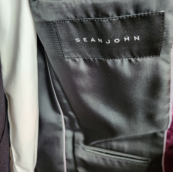 Men's Sean John Blue & Green Pinstripe 3 Piece Suit (shirt and tie not included) - Picture 2 of 8